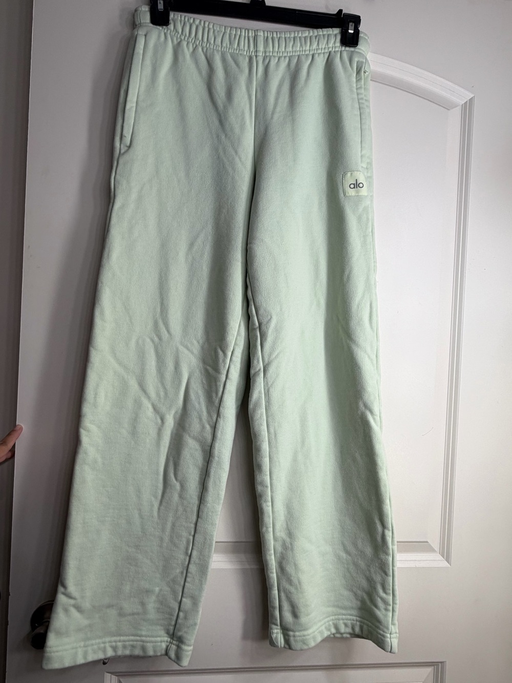 ALO Yoga Mint Sweatpants - Light Green Wide-Leg Joggers